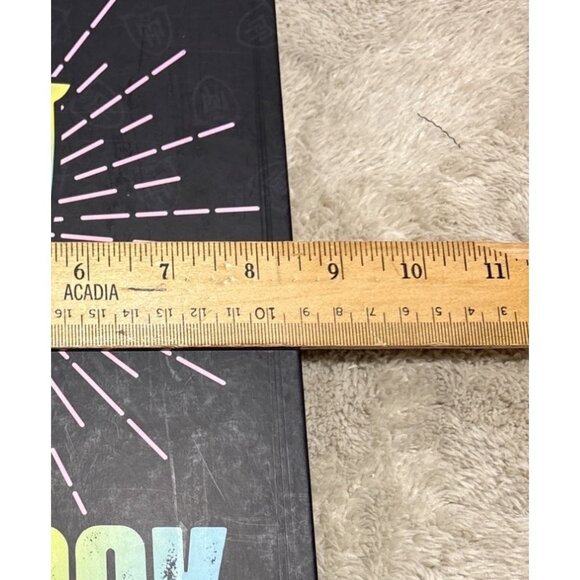 Monster High Fearbook Hardcover 2024 - Picture 13 of 13